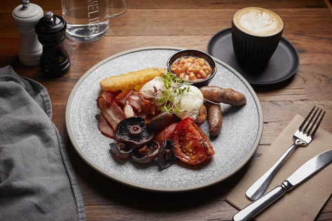 Brady Hotels Jones Lane - Kawana Tourism 21