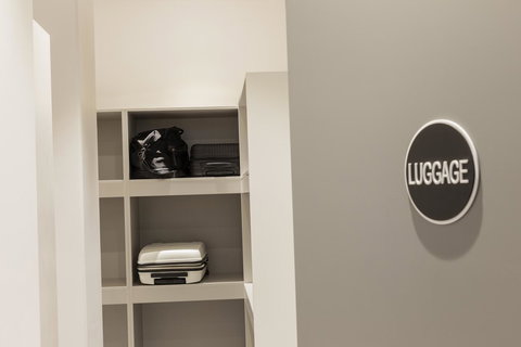 Brady Hotels Jones Lane - Kawana Tourism 27