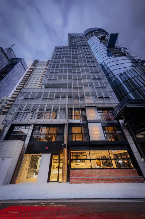 Brady Hotels Jones Lane - Kawana Tourism 1