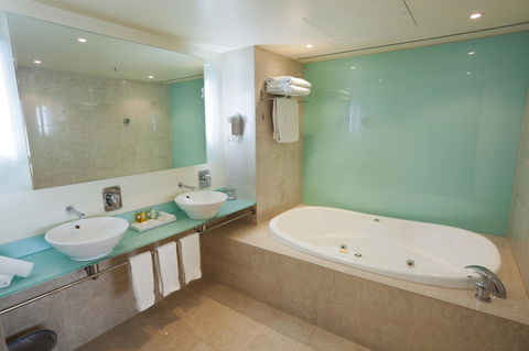 PARKROYAL Melbourne Airport - Kawana Tourism 18