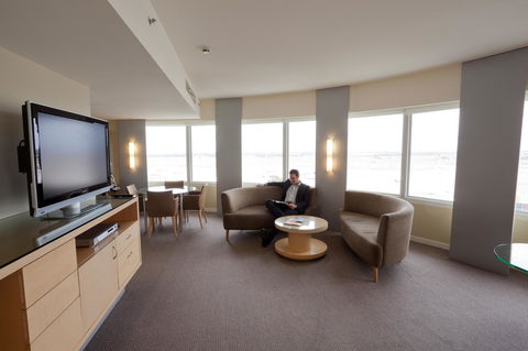 PARKROYAL Melbourne Airport - Kawana Tourism 27