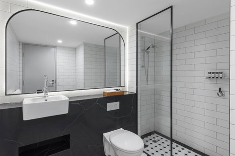 The Savoy Hotel On Little Collins Melbourne - Kawana Tourism 17