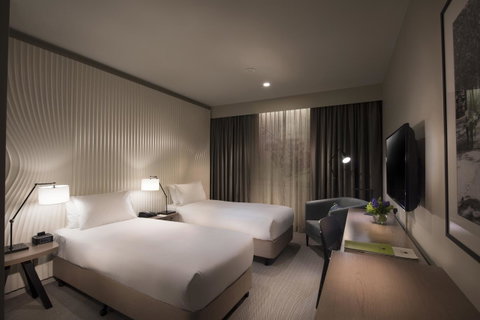 DoubleTree By Hilton Melbourne - Kawana Tourism 36