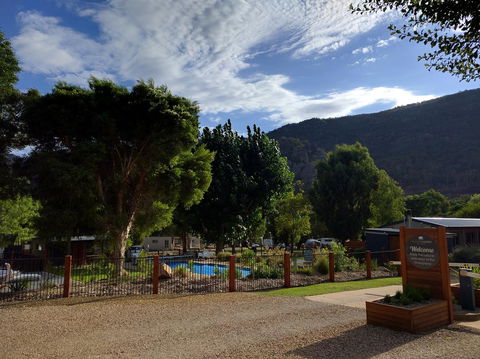 Halls Gap Lakeside Tourist Park - Kawana Tourism 0