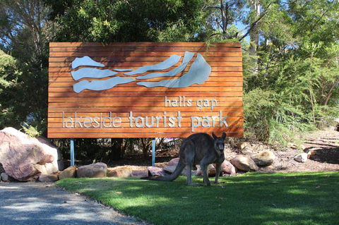 Halls Gap Lakeside Tourist Park - Kawana Tourism 3