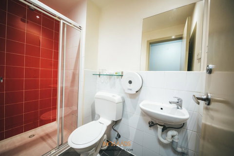 Nomads Melbourne Backpackers - Kawana Tourism 17