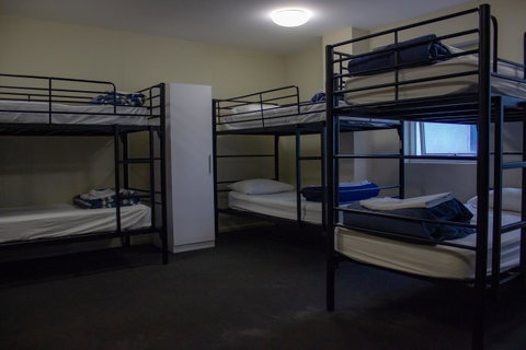 Nomads Melbourne Backpackers - Kawana Tourism 34
