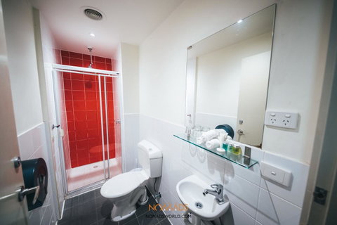 Nomads Melbourne Backpackers - Kawana Tourism 25