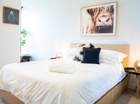 LittleStay Eporo - Central Apartments - Kawana Tourism 23