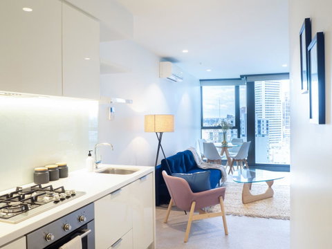 LittleStay Eporo - Central Apartments - Kawana Tourism 1