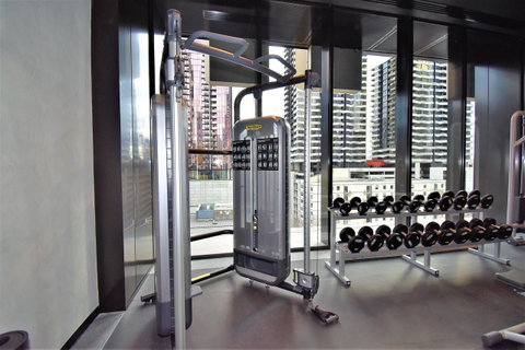 Melbourne Empire Apartments - Kawana Tourism 8