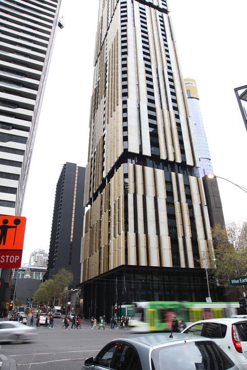 Melbourne Empire Apartments - Kawana Tourism 0