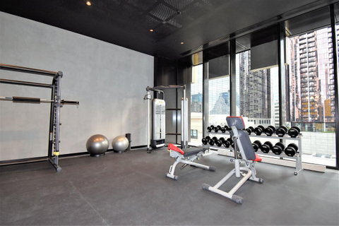 Melbourne Empire Apartments - Kawana Tourism 9