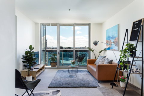 La Maison - Great View, Free Parking, Pool, Gym, Perfectly Located 2BR Apartment - Kawana Tourism 9