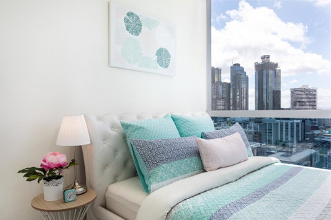 La Maison - Great View, Free Parking, Pool, Gym, Perfectly Located 2BR Apartment - Kawana Tourism 15