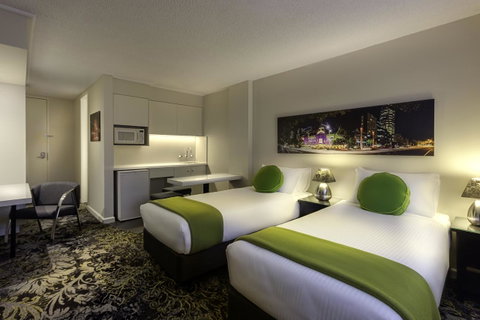 City Limits Hotel Apartments - Kawana Tourism 4