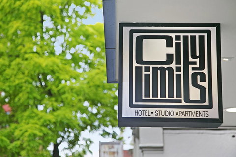City Limits Hotel Apartments - Kawana Tourism 10