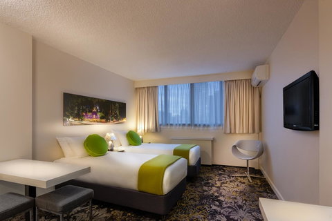 City Limits Hotel Apartments - Kawana Tourism 6