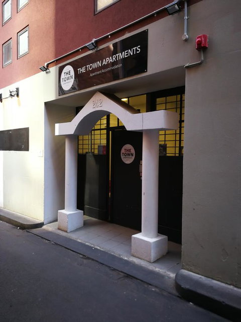 The Town Apartments - Kawana Tourism 6