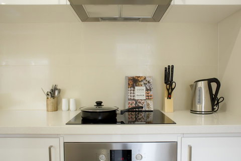The Town Apartments - Kawana Tourism 10