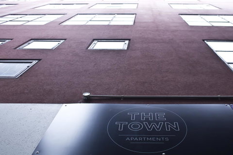 The Town Apartments - Kawana Tourism 19