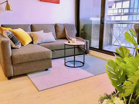 Pride Docklands Waterfront Apartment City View - Kawana Tourism 12