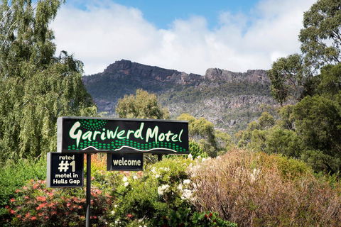 Gariwerd Motel - Kawana Tourism 2