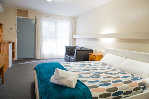 Gariwerd Motel - Kawana Tourism 15