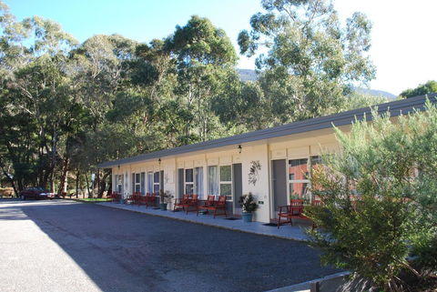 Gariwerd Motel - Kawana Tourism 21