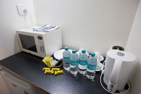 City Square Motel - Kawana Tourism 9