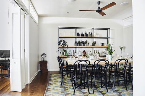 Plough Hotel - Kawana Tourism 15