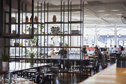 Plough Hotel - Kawana Tourism 17