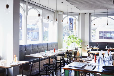 Plough Hotel - Kawana Tourism 12