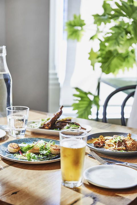 Plough Hotel - Kawana Tourism 22