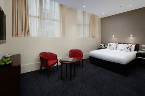 The Victoria Hotel - Kawana Tourism 23