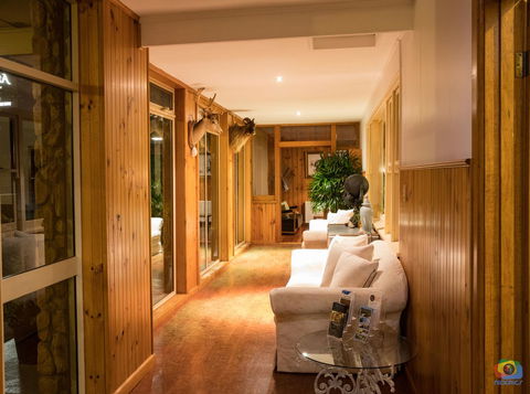 Amara Springs Guest House - Kawana Tourism 20