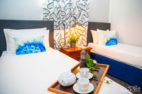 Amara Springs Guest House - Kawana Tourism 12