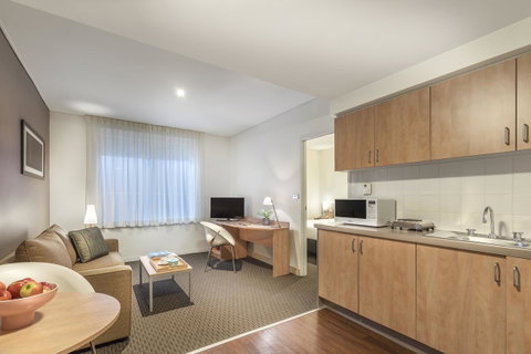 Ibis Melbourne Hotel And Apartments - Kawana Tourism 15