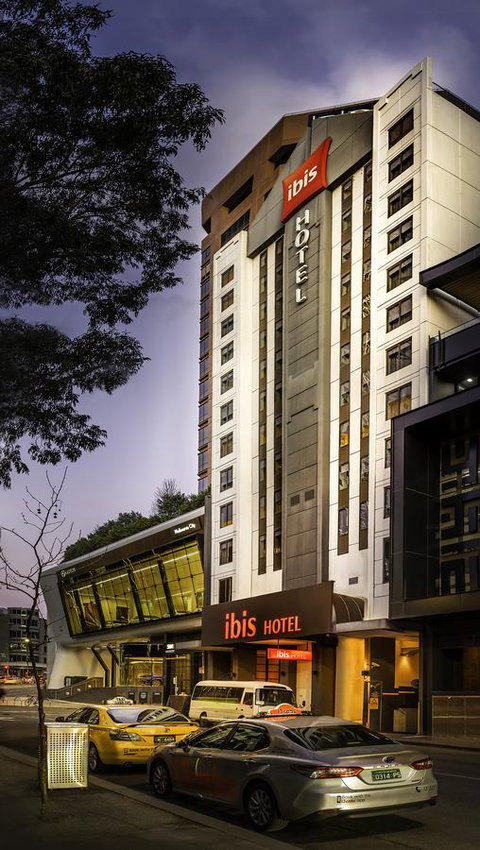 Ibis Melbourne Hotel And Apartments - Kawana Tourism 2