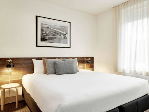 Ibis Melbourne Hotel And Apartments - Kawana Tourism 37