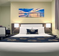 Park Squire Motor Inn  Serviced Apartments - Kawana Tourism