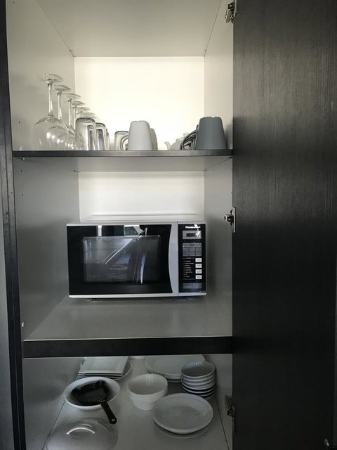 Mel-Uni Village - Kawana Tourism 23