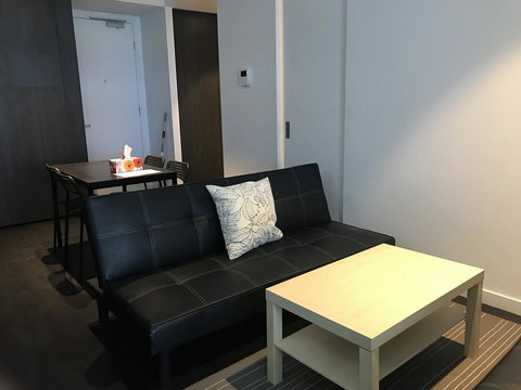 Mel-Uni Village - Kawana Tourism 17