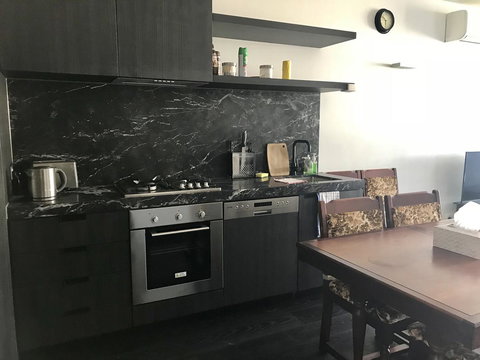 Mel-Uni Village - Kawana Tourism 25