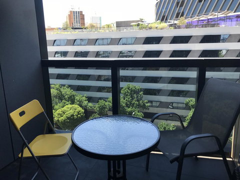 Mel-Uni Village - Kawana Tourism 14