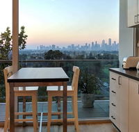 Best View St Kilda 1 BR - Spectacular Sunset Hideaway - Kawana Tourism