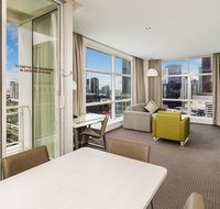 Clarion Suites Gateway - Kawana Tourism