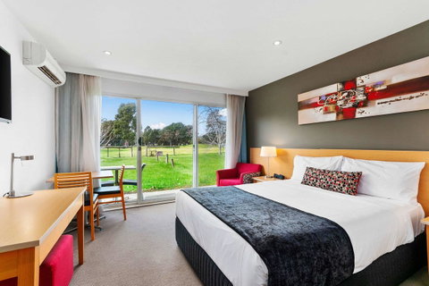 Quality Inn & Suites Traralgon - Kawana Tourism 10