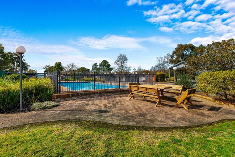 Quality Inn & Suites Traralgon - Kawana Tourism 4