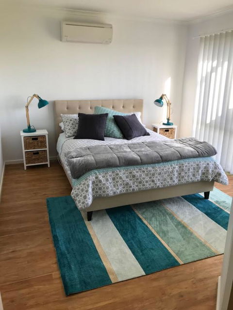 Sunsets On Martyrs Luxury Coastal Beach House Peterborough - Kawana Tourism 14